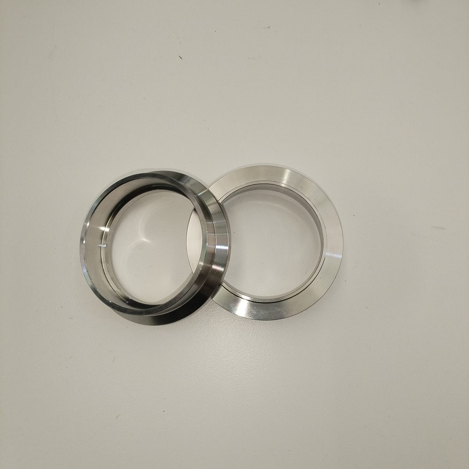 VBANDKIT76MM Vbankd Clamp kit includ flanges + clamp 76mm